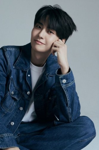 イ・ジニョク、新プロフィール写真公開！少年美から大人の魅力まで&hellip;3つのテーマを披露