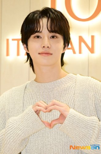 【PHOTO】NCT ジョンウ＆IVE レイ、ブランド「Tod's」イベントに出席（動画あり）