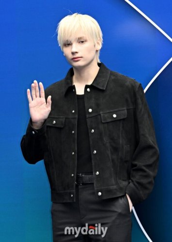 【PHOTO】TOMORROW X TOGETHER ヒュニンカイ「ソウルファッションウィーク」に出席