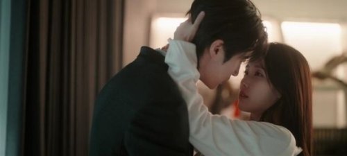 「21世紀の大君夫人」IU＆ビョン・ウソク、王室をめぐる危機が激化&hellip;衝撃のエンディング【ネタバレあり】
