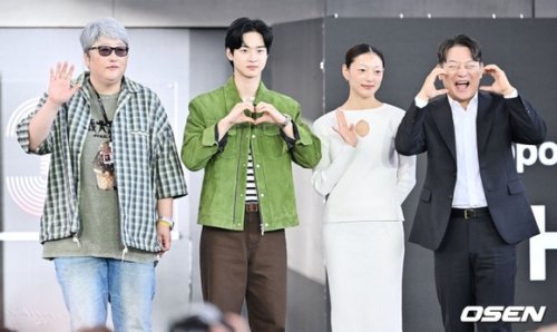 【PHOTO】チャン・ドンユン＆イ・エルら、ドラマ「カマキリ」舞台挨拶に出席