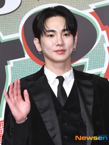 SHINee キー、活動自粛へ&hellip;渦中の&ldquo;注射おばさん&rdquo;との関係にSMが公式コメント