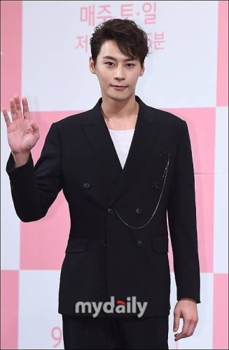 俳優チョン・ウヌさん、突然の訃報に衝撃&hellip;最後のSNS投稿に注目集まる