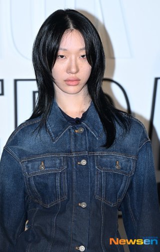 チェ・ソラ、結婚から7年で妊娠を発表！ファッションショーで堂々としたランウェイ披露