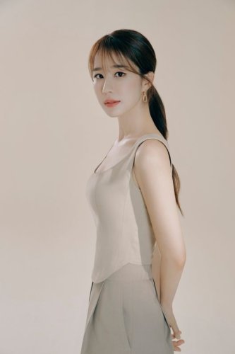 ユ・インナ、YGから新事務所への移籍が決定！多彩な活動に期待