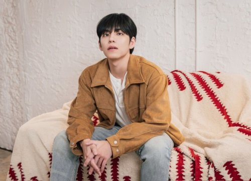 DAY6 ウォンピル、1stミニアルバム「Unpiltered」を発売&ldquo;曲を書いたのはもう一人の自分&rdquo;