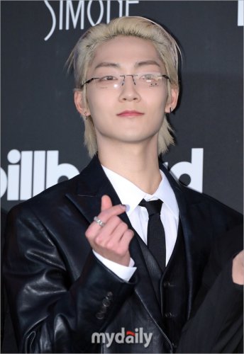 THE BOYZ ケビン、活動中断後&hellip;初めて近況を報告「突然心配かけて申し訳ない」