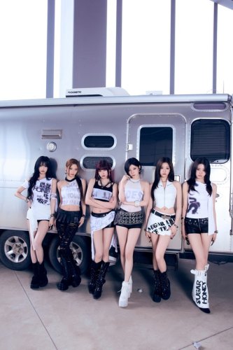 BABYMONSTER、韓国の音楽番組で新曲「SUGAR HONEY ICE TEA」ステージを初披露！自然なアドリブが話題に