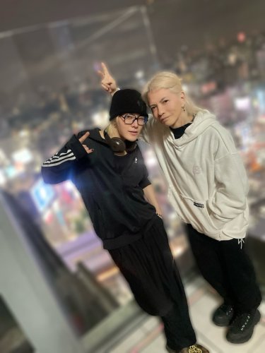 NCT ユウタ、HYDEとの仲睦まじい2ショットを公開！ジェジュンが日本語でコメントも「大好きなふたり」