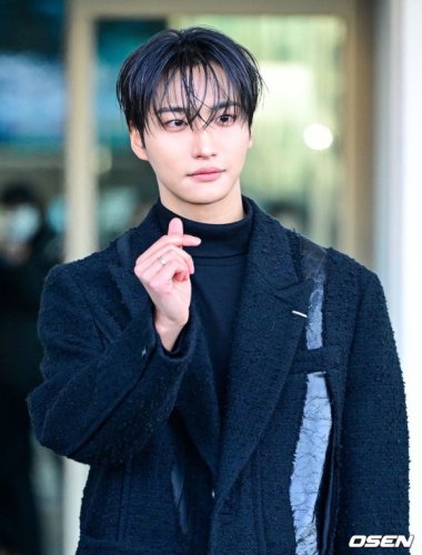【PHOTO】ATEEZのSEONGHWA、海外スケジュールのため出国