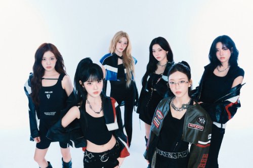 STAYC、日本1stフルアルバム「STAY ALIVE」を2026年2月11日に発売決定！リリースイベント開催も