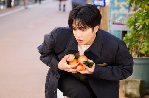 志尊淳主演のドラマ「10回切って倒れない木はない」がクランクイン！合間には韓国語の練習も&hellip;スチールカットを公開