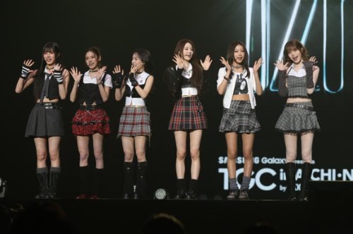 izna「TGC in あいち・なごや 2026」初出演でスペシャルステージ披露！マイ＆ココはランウェイモデルとして登場