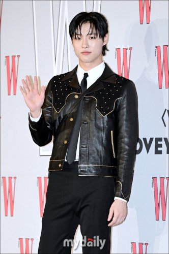 チョ・スンヨン、韓国で除隊後初の単独コンサートを11月に開催&hellip;ポスター公開