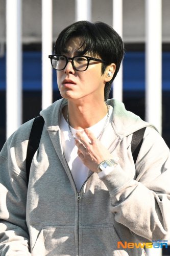 【PHOTO】東方神起 ユンホ、海外スケジュールのため中国へ出国