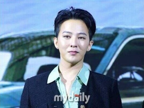 BIGBANGのG-DRAGON、スタッフに高級マンションをプレゼント！公益財団の設立も&hellip;桁違いのスケールが話題