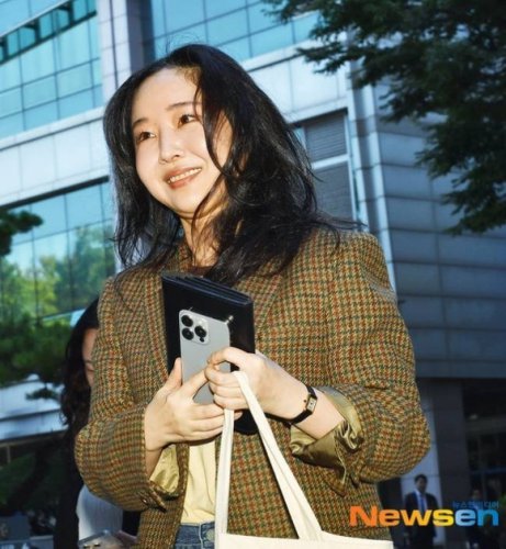 ミン・ヒジン、法廷で涙&hellip;代表解任やNewJeansのプロデュースめぐりHYBEに怒り「地獄のようだった」