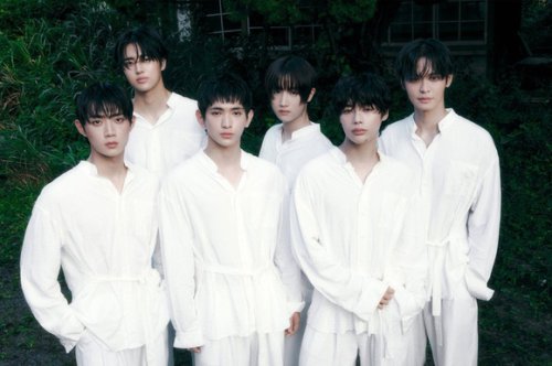 TEMPEST、7thミニアルバム「As I am」コンセプトフォトを相次いで公開