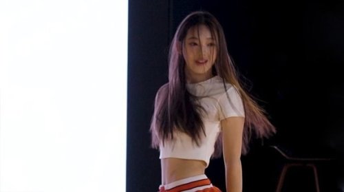 &ldquo;YG新グループに所属&rdquo;イベリ、新たにダンスパフォーマンスを電撃公開！前回の映像は1700万再生を突破