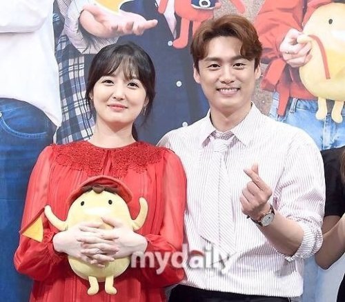 オ・サンジン＆キム・ソヨン夫妻、第2子妊娠を報告「現在6ヶ月&hellip;健康に気をつけて過ごす」（動画あり）