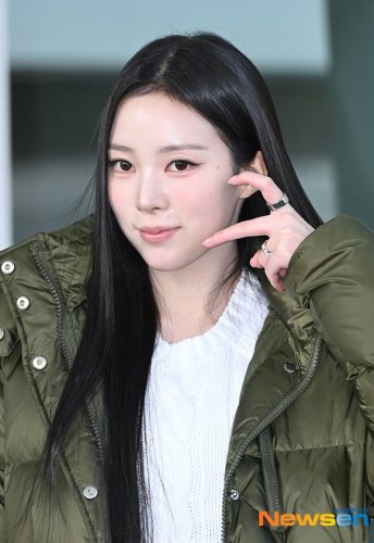 【PHOTO】MEOVV ナリン、海外スケジュールのためオーストラリアへ出国（動画あり）