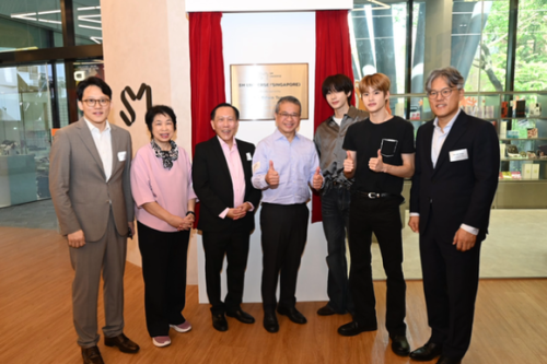 SM、韓国エンタメ企業初の試み！K-POPアカデミーをシンガポールに開院&hellip;RIIZE アントン＆ソヒが開所式に出席