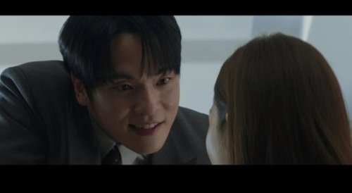 「セイレーンのキス」キム・ジョンヒョンの正体とは？ついにベールを脱ぐ【ネタバレあり】