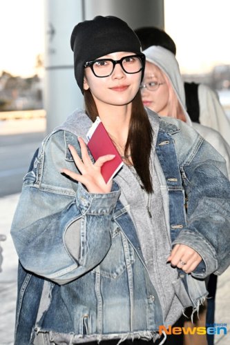 【PHOTO】NiziU、スケジュールのため日本へ（動画あり）