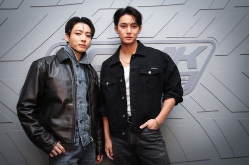 BTS ジョングク＆SEVENTEEN ミンギュらが原宿に降臨！「Calvin Klein」のイベントに登場（動画あり）
