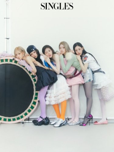 KiiiKiii、デビュー1周年記念を記念&hellip;「SINGLES」3月号カバーを飾る（動画あり）