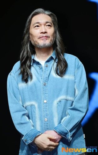 歌手イム・ジェボム、40周年公演を最後に引退へ&hellip;本日の「ニュースルーム」で告白