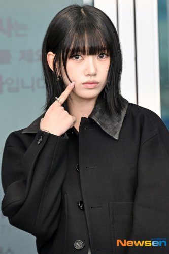 【PHOTO】MEOVV スイン、ファッションショーのためイタリアヘ出国（動画あり）