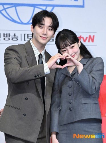 2PM ジュノ、少女時代 ユナをお祝いも！「テプン商事」の魅力を語る&hellip;「暴君のシェフ」に続くヒットに期待