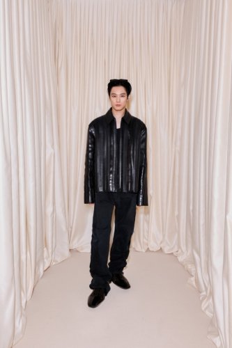THE BOYZ ジュヨン、パリで開催された「BALENCIAGA」イベントに出席&hellip;強烈な魅力をアピール