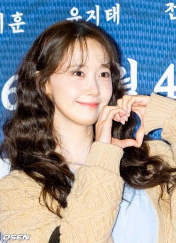【PHOTO】少女時代 ユナ＆ユリからAOA ソリュンまで、映画「王と生きる男」VIP試写会に出席