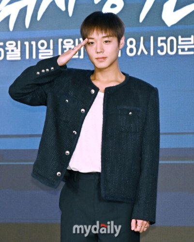 &ldquo;ミリタリーオタク&rdquo;Wanna One出身パク・ジフン、炊事兵を演じた感想を語る「軍隊の雰囲気を実感した」