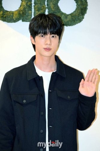 BTS ジン、誕生日を控え&hellip;児童・青少年のため約1000万円を寄付