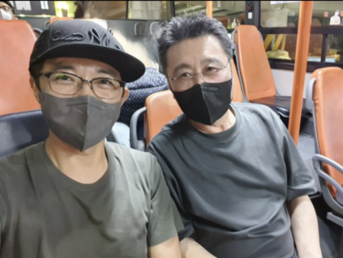 チェ・ジョンウさんの突然の訃報&hellip;後輩俳優たちが生前の写真と共にSNSで追悼