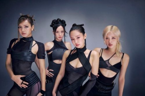 BLACKPINK、3rdミニアルバムの追加制作を発表！タイトル曲「GO」MVはYouTubeのチャートで1位に