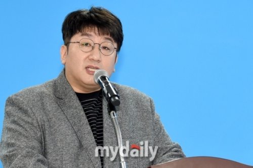 HYBE バン・シヒョク議長、2ヶ月間で5回の召喚調査を終了&hellip;不正取引の疑い