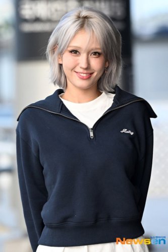 【PHOTO】チョン・ソミ、スケジュールのため日本へ&hellip;キュートな笑顔（動画あり）