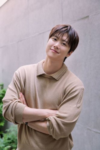 コンミョン、実弟のNCT ドヨンがOSTに参加したビハインド明かす「以前から歌わせてほしいと言われていた」