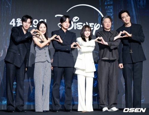 【PHOTO】パク・ボヨン＆キム・ソンチョル＆イ・ヒョヌクら、Disney+「ゴールドランド」制作発表会に出席