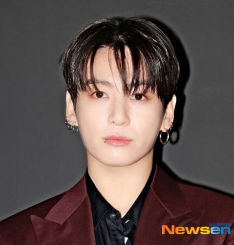 BTS ジョングク、米コンサートでの音響トラブルに怒り「ファンに申し訳ない」