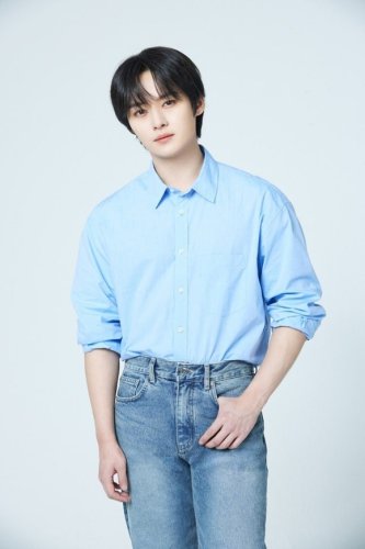 Stray Kids リノ、誕生日を迎え約2100万円を寄付「小さな力と慰めになることを願う」