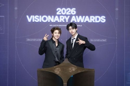 ZEROBASEONE ソク・マシュー＆パク・ゴヌク「2026 VISIONARY AWARDS」でスペシャルステージ披露！