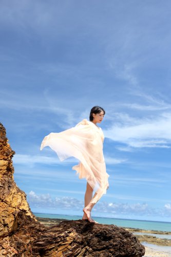 KARA ジヨン、沖縄で撮影！約10年ぶりとなる写真集を6月に発売&hellip;イベント開催も