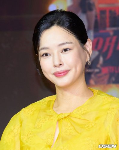 イ・ハニ、第2子を昨日（2/24）出産&hellip;6日前には記者会見に出席し話題に