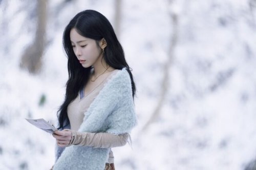 Heize、チ・チャンウクへのファン心も&hellip;MV共演や札幌での撮影エピソードを語る「曲の情緒にぴったりだと確信」