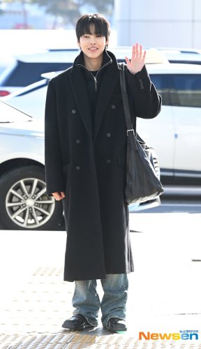 【PHOTO】パク・ユンホ「Asia Artist Awards 2025」のため台湾へ出国